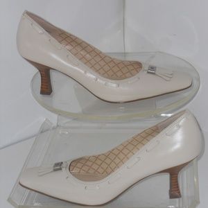 ETINNE AIGNER IVORY CLASSIC LEATHER PUMPS SIZE 7.5